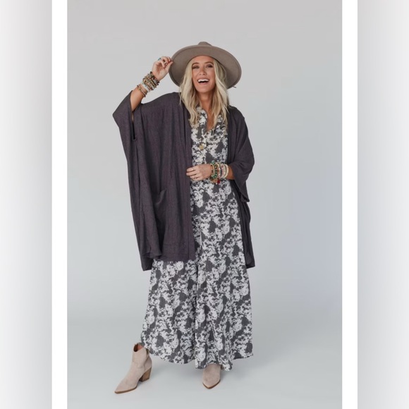 Three Bird Nest Boho Essential Hoodie Ribbed Sweater - Picture 4 of 8